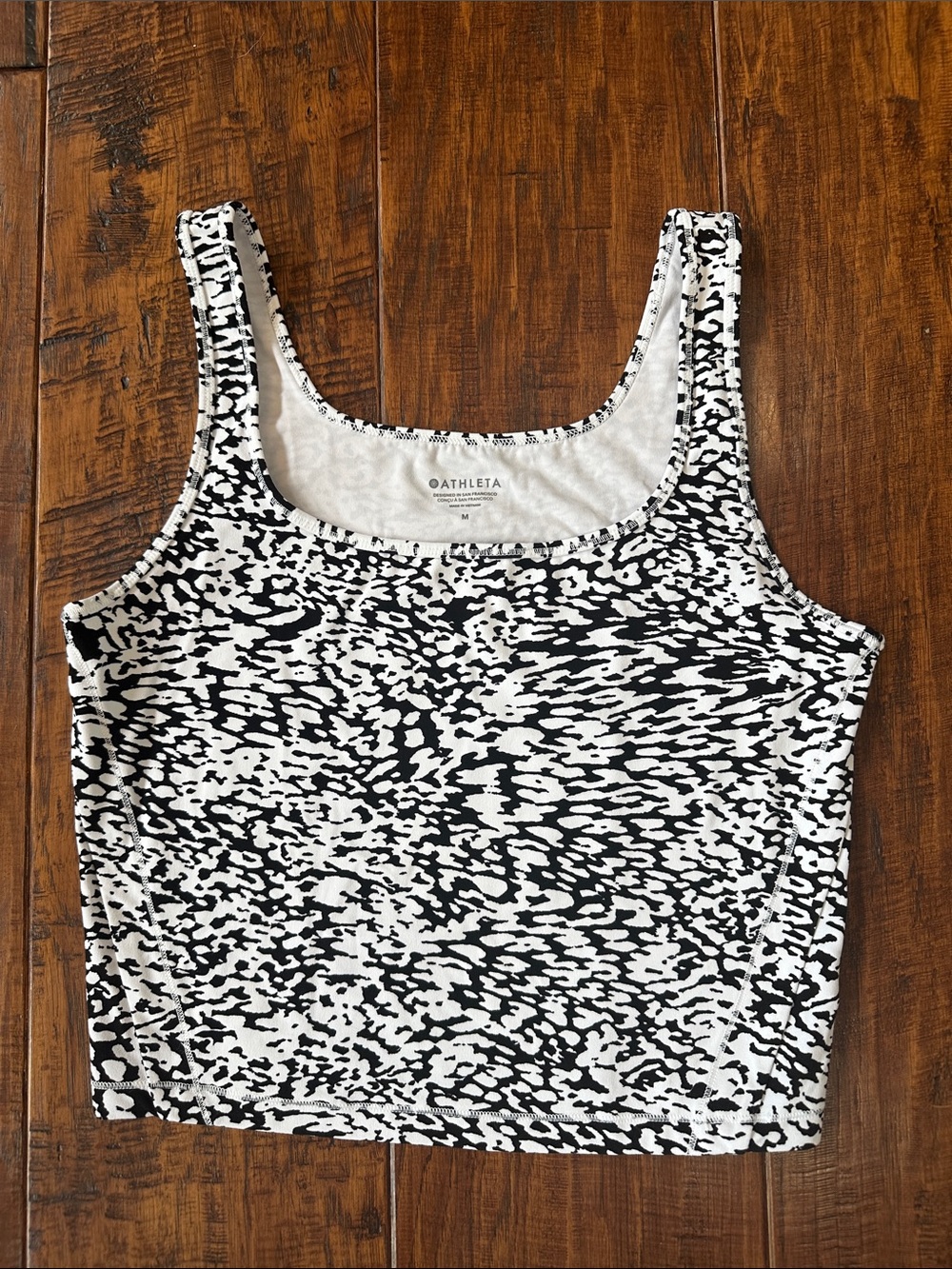 Athleta Black & White Abstract Print Athletic Tank Top